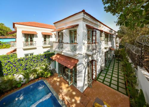 Verla Canca Villa | La Massima by The Blue Kite 2BHK Indo Portuguese Style Villa in Parra with Private Pool, Fully Equipped Kitchen, WiFi & 24x7 Security