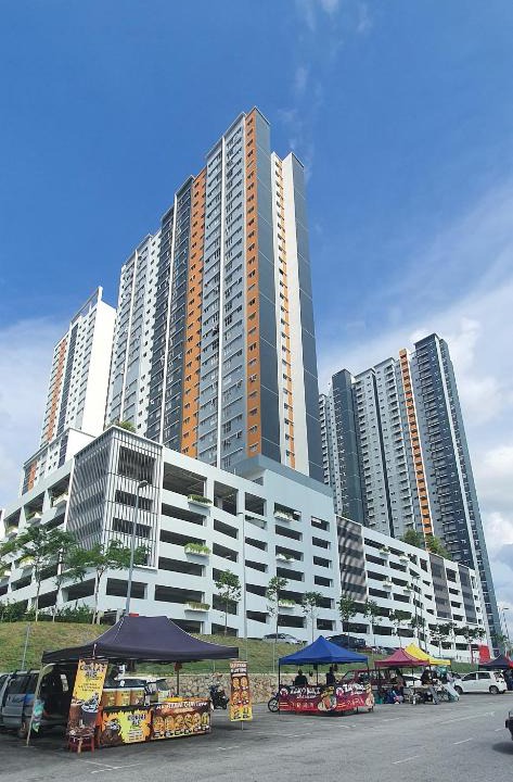 Kota Warisan House | La Suite@Alanis Residence