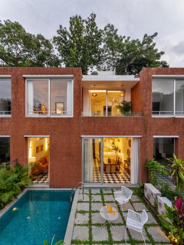 Assagao Villa | La Verona by The Blue Kite - 2 & 3 BHK Villas in Assagao with Private Pool, Garden, Caretaker, Kitchen & Security
