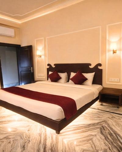 Kukas Hotel | Laal Haveli Kukas