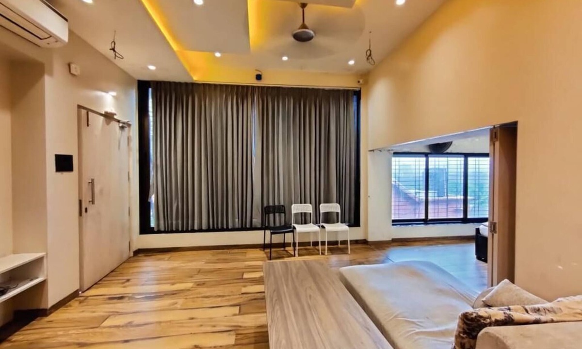 Aarey Colony Villa | Lazy Moose Villa