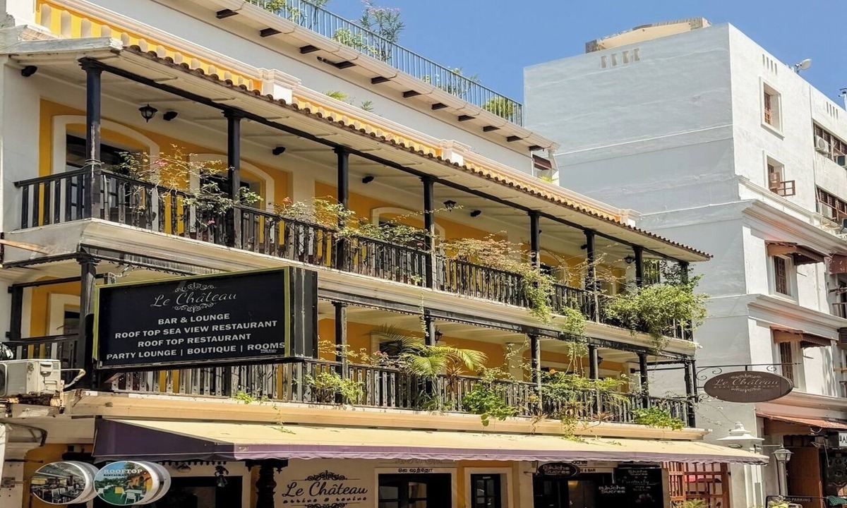 White Town Hotel | Le Chateau