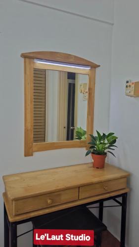 Taman Haji Zainal Apartment | Le'Laut Studio