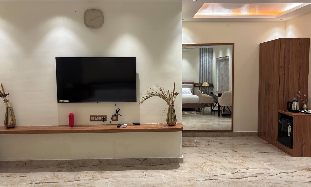 Bommayapalayam Villa | Le Terra Luxury Private Pool Villa