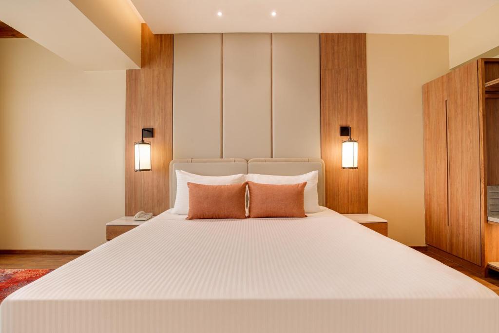 Dehradun Hotel | Lemon Tree Hotel, Mall of Dehradun, Dehradun