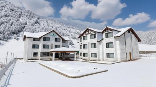 Sonamarg Hotel | Lemon Tree Hotel, Sonmarg by the Riverside