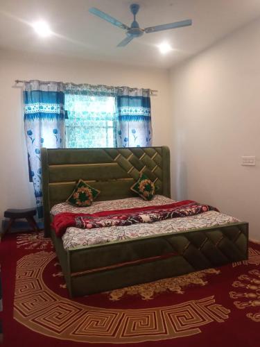 Rajbagh Bed & Breakfast | Light Of Kashmir homestay