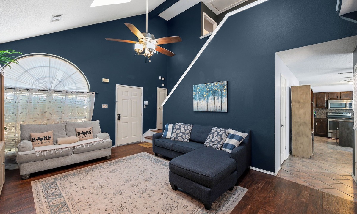 Ederville House | Location Fun Pool Fire Pit Epic Stays