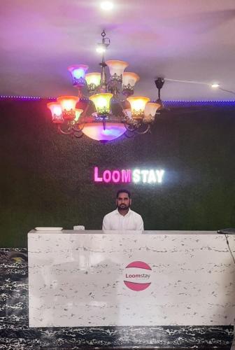 Sector 40 Hotel | Loomstay Premium-002 Huda Metro