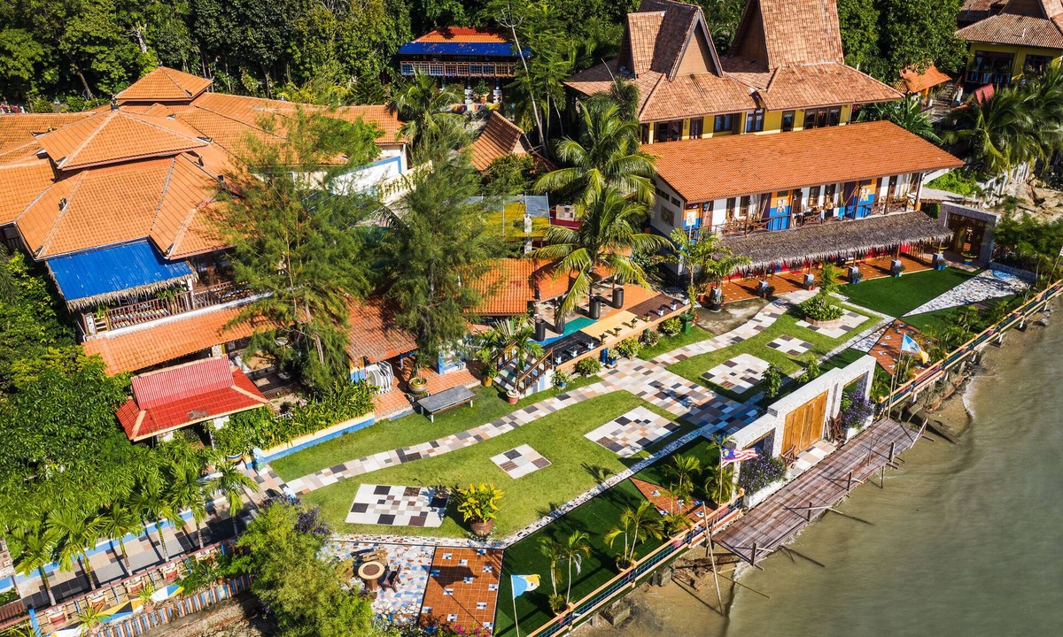 Tanjung Bungah Hotel | Lost Paradise Resort