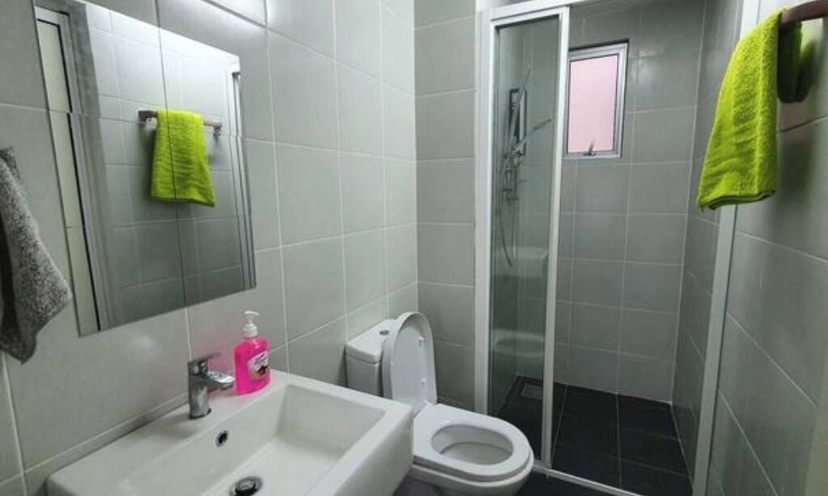 Kajang Condo | Lovely modern condo (5) with pool view @ Bangi
