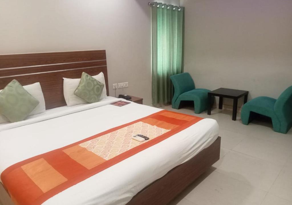 Lakdi Ka Pul Hotel | Lucky Hotel and Restaurants- Lakdikapul