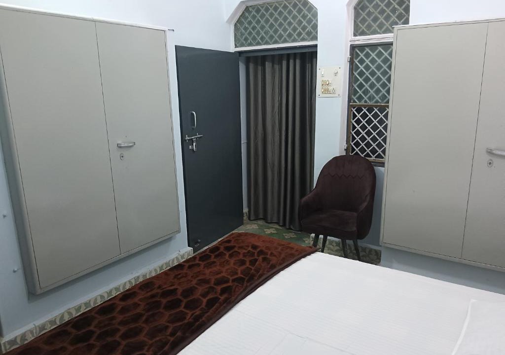 Mathura House | Luthra Niwas