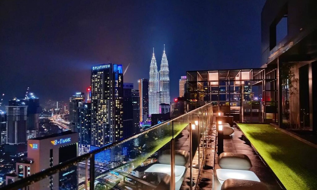 Kuala Lumpur City Centre Condo | Luxurious Condo in Heart of Kuala Lumpur with Rooftop Garden