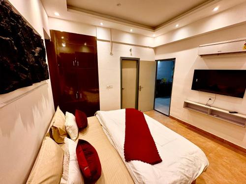 Noida Apartment | Luxurious-STAY-swimming pool