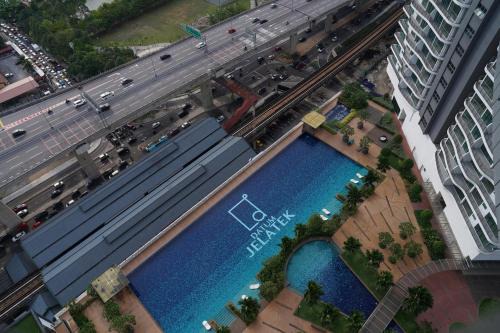Taman Keramat Apartment | Luxury Apartment - DATUM JELATEK - KLCC- LRT - MDMT - MALL - PARKING