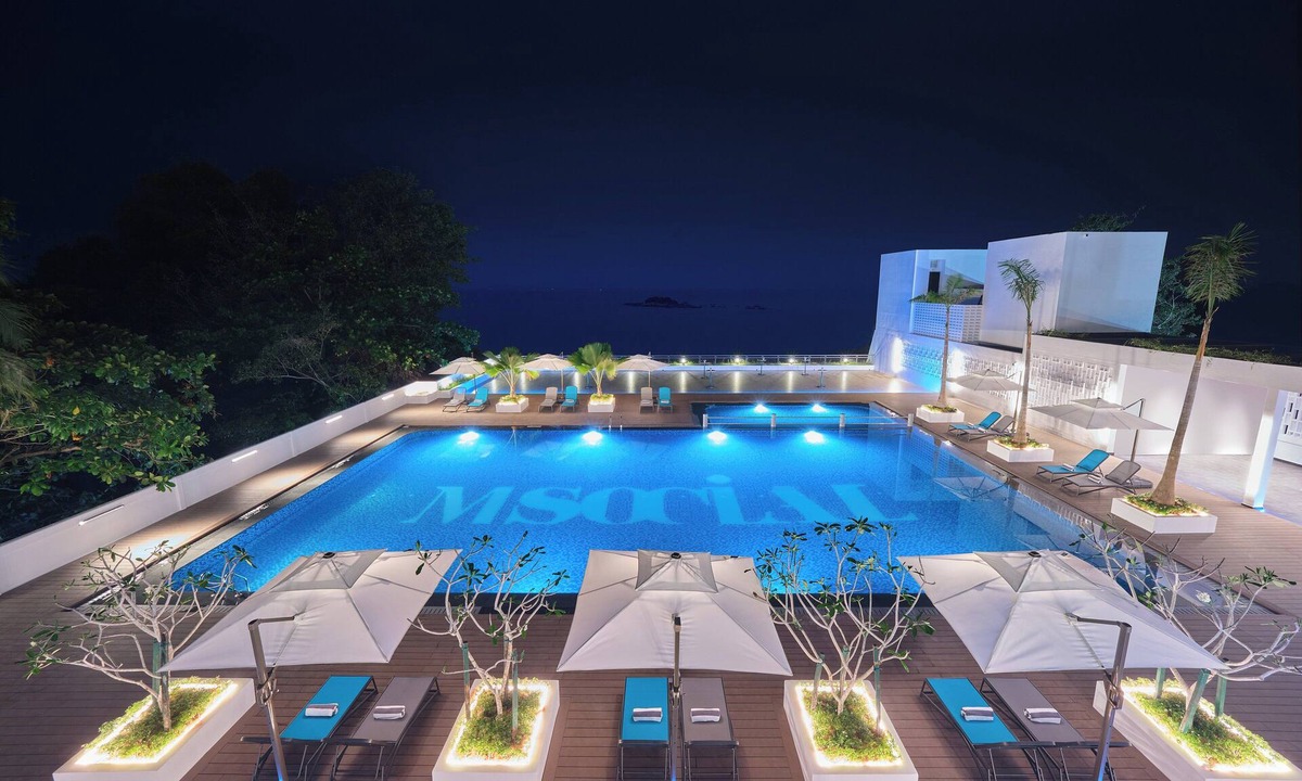 Tanjung Bungah Hotel | M Social Resort Penang
