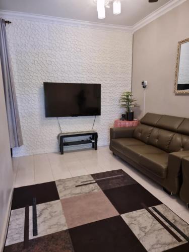 Bukit Beruang House | Maisarah Homestay Melaka, Islamic Home in Melaka