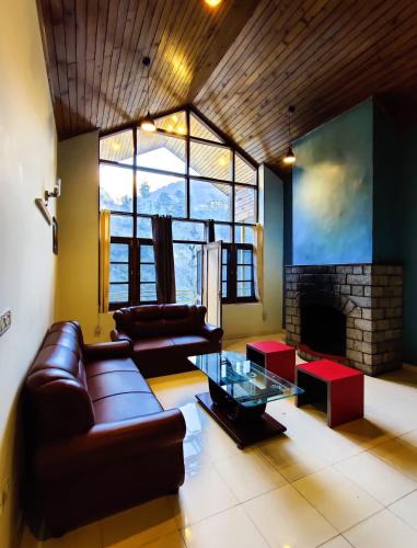 Manali Hotel | Manali Curve Resort