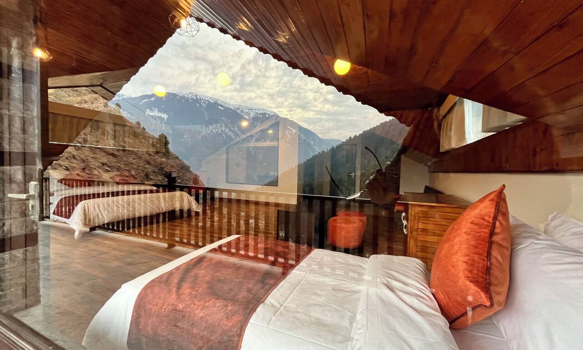 Jagatsukh Hotel | Manali Se - Your Home in the Pines