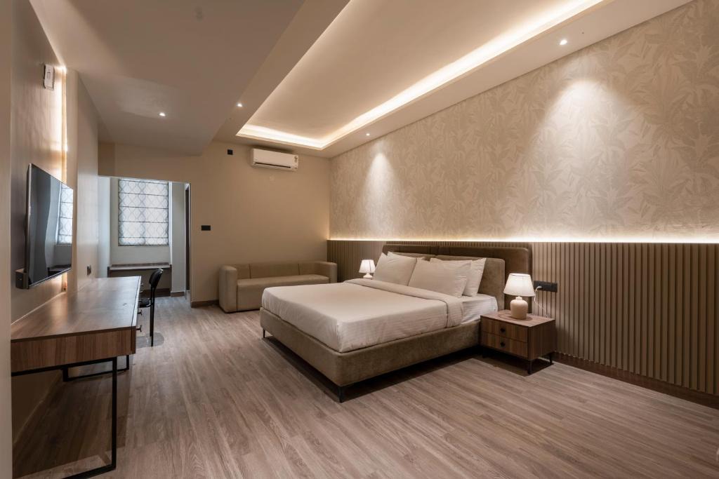 Mahadevapura Hotel | Mansions by HomeSlice