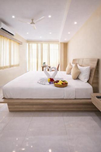 Arekere Hotel | Manthra Hotel Arakere Bannerghatta, Bangaore