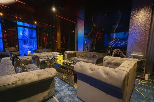 Kempas House | Marble Haven Villa JB KARAOKE 14PAX by Our Stay