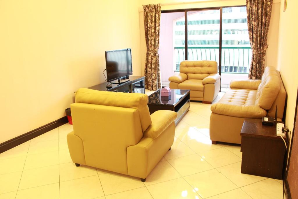 Downtown Kota Kinabalu Apartment | Marina Residence Suites @ Marina Court Resort Condominium