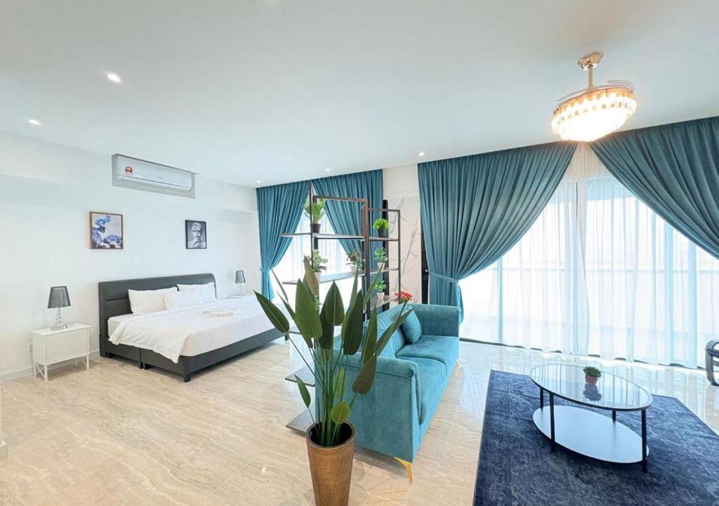 Bandar Baru Permas Jaya Apartment | Marina View Resort - Family Studio