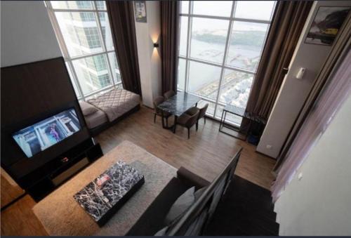 George Town Resort | Maritime suite Karpal sign sea view