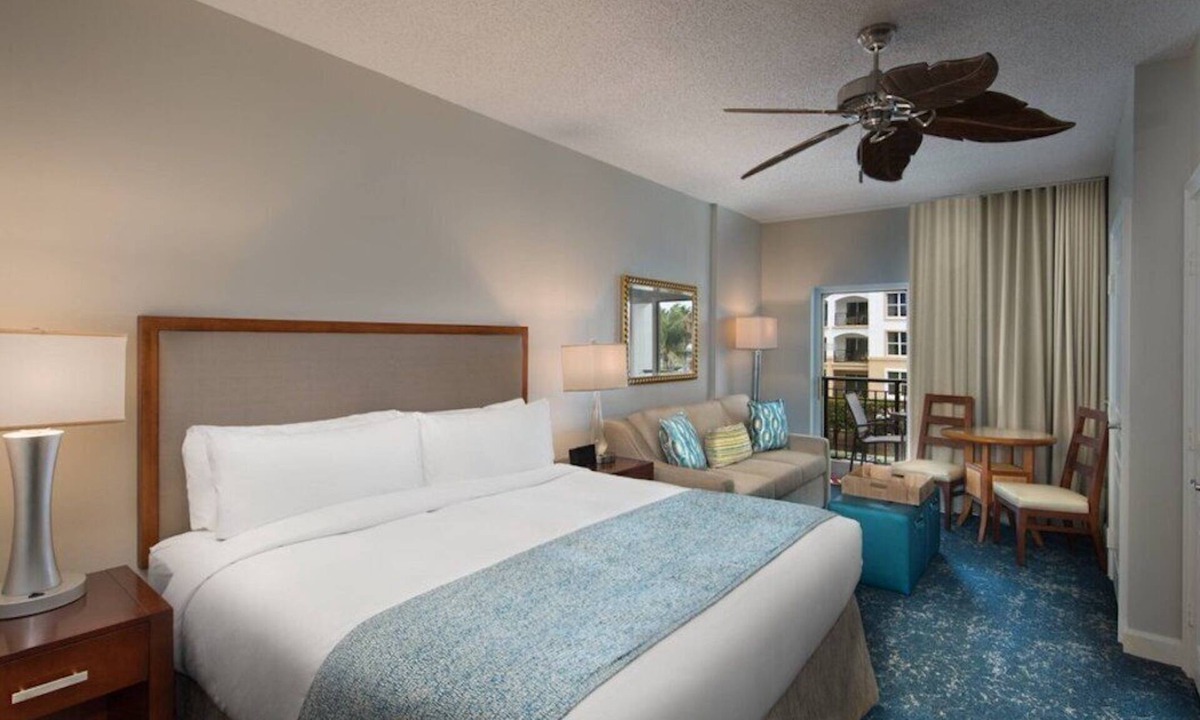 Palm Beach Shores Resort | Marriott Ocean Pointe on the ocean!