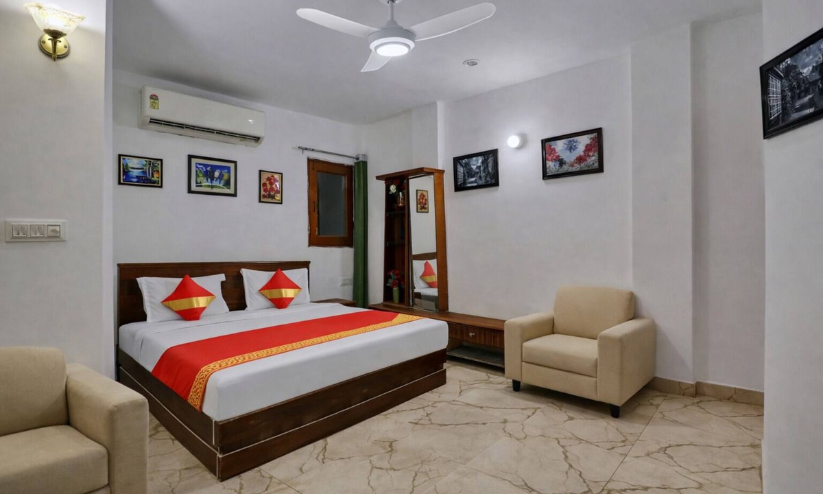 Hauz Khas Village Hotel | Mauryan Elite I Hotel Hauzkhas