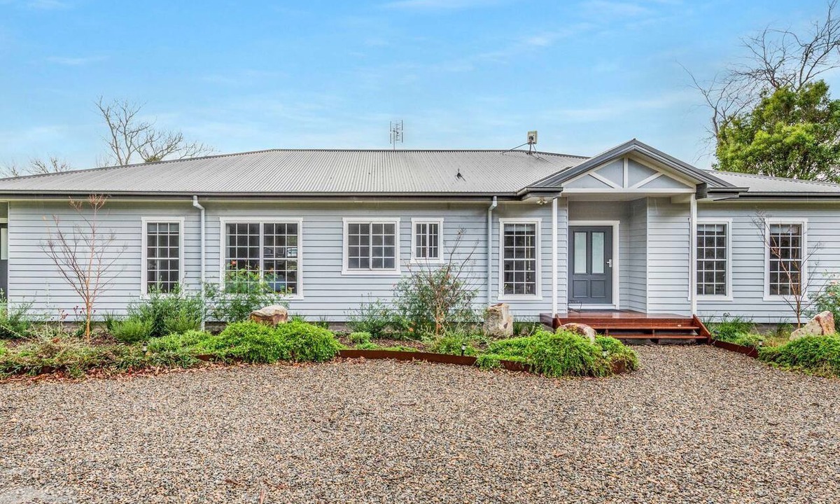 Kangaroo Valley House | Meadow Mist - Kangaroo Valley