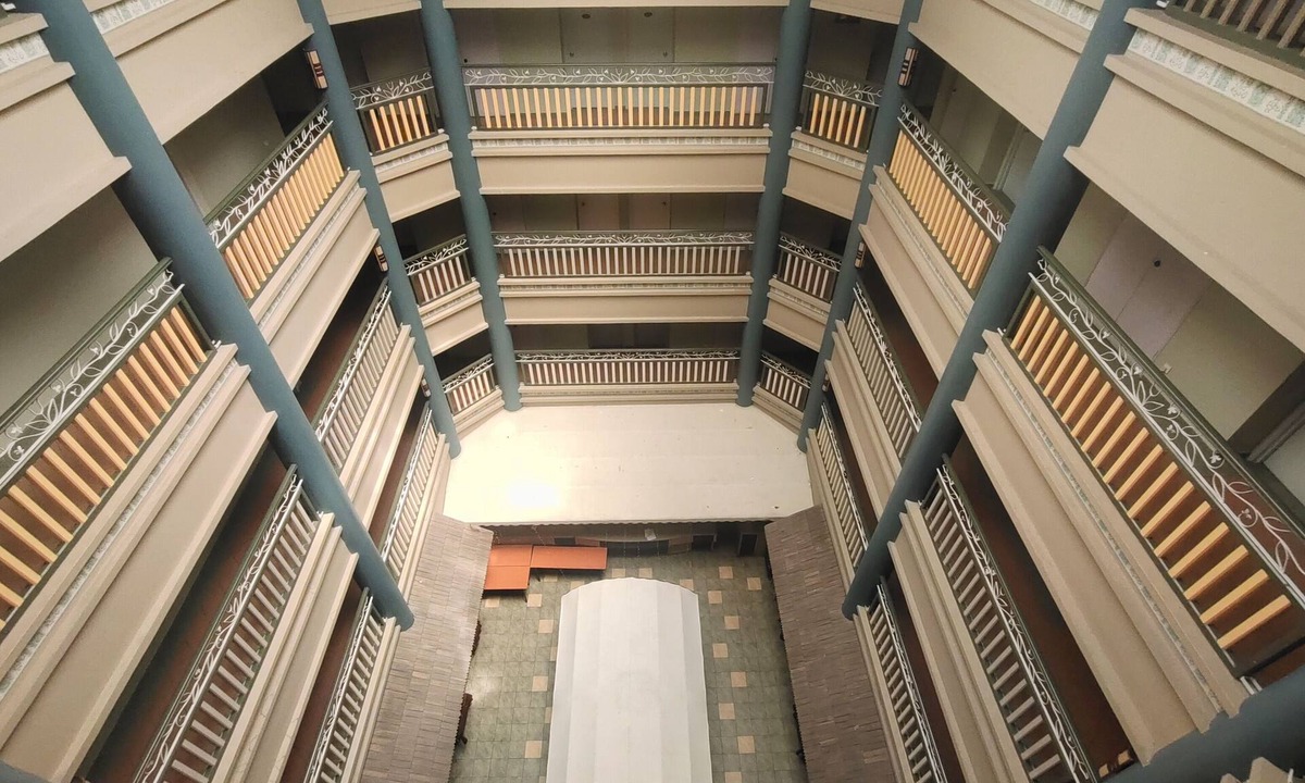 Tanjung Aru Hotel | Megah D'Aru Hotel