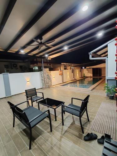 Durian Tunggal Villa | Melaka privatepool bungalow BBQWIFI krubong