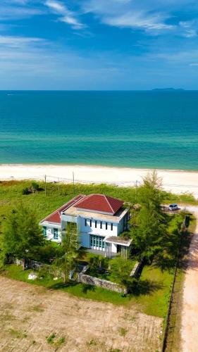 Pantai Penarik Villa | Mengkuang Villa, Penarik