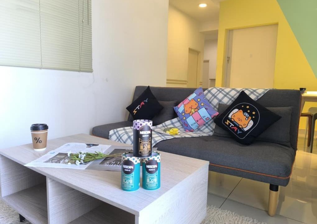 Medini Apartment | MeridinSovo Cozy Stylish 4BR Suites Netflix BySTAY