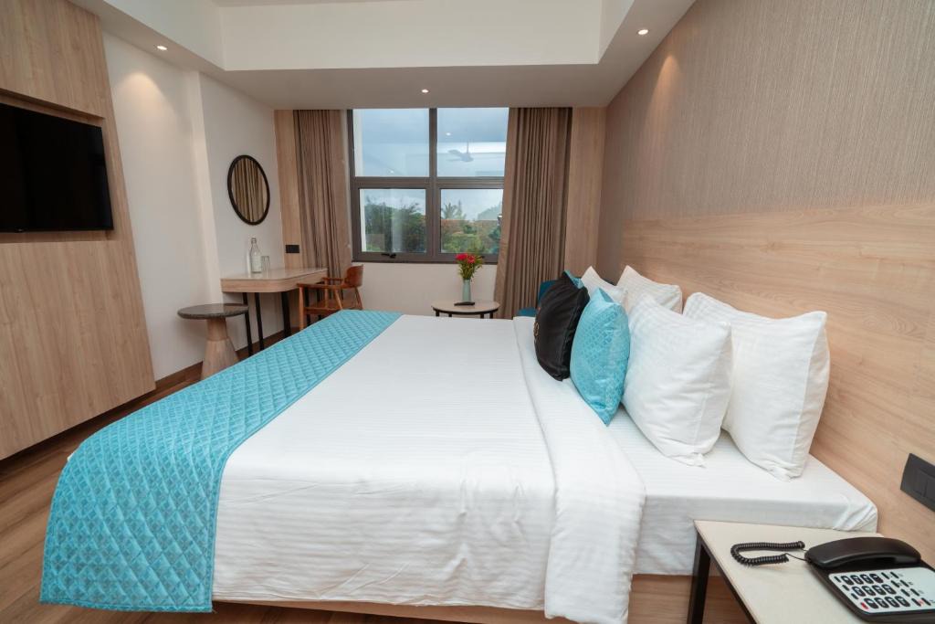 Town Hall Hotel | Metro park inn