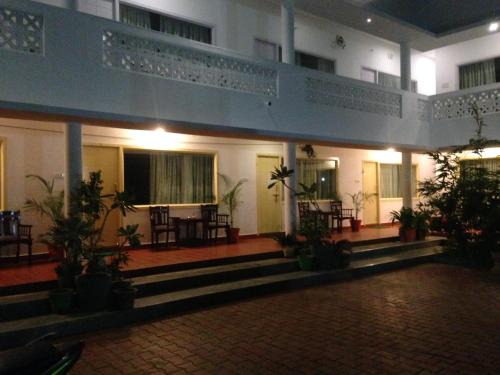 Mahabalipuram Beach Hotel | Meya Beach Walk Hotel