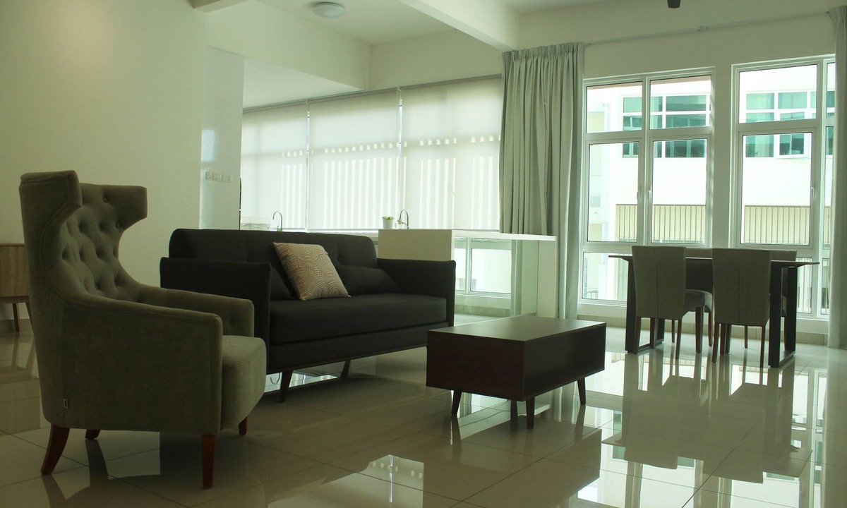 Batu Ferringhi Condo | Minimal & Cozy Holiday Stay