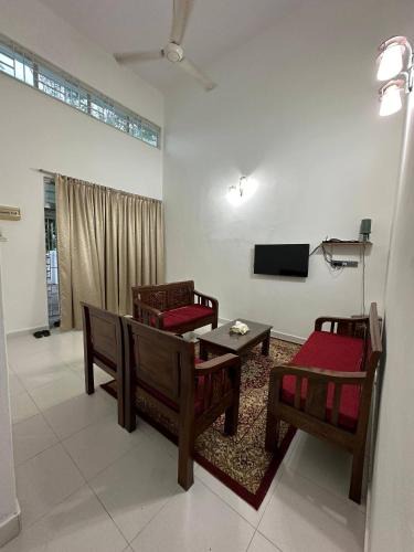 Ayer Keroh House | MITC Comfort Stay