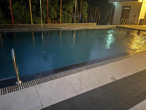 Zirakpur Apartment | Modern 2BHK Entire Flat