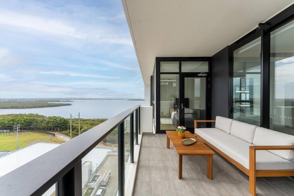 Woolooware Apartment | Modern 2BR with Balcony, Pool & Parking