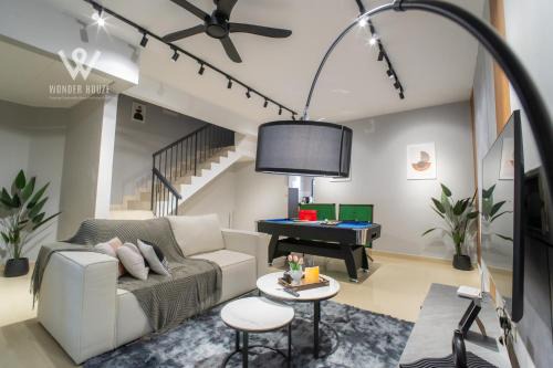 Kuala Lumpur House | Modern 4BR Sentul Landed Home for 8pax- 10 mins to Batu Caves