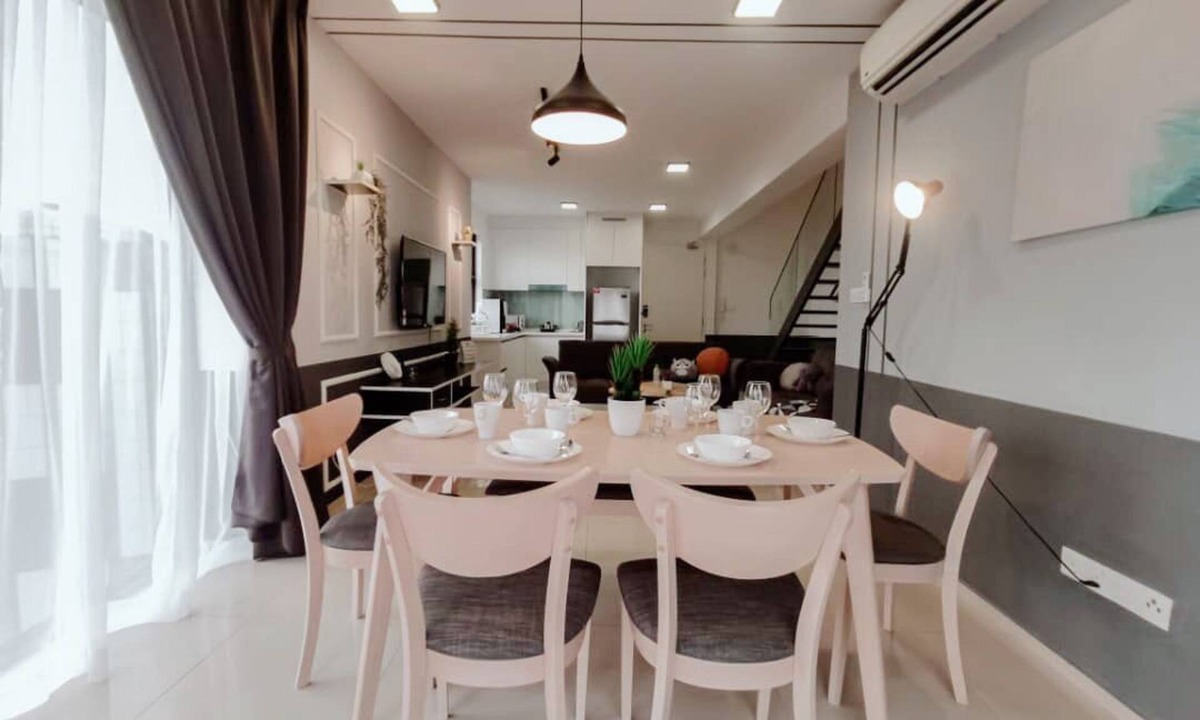 Taman Mutiara Apartment | Modern Premium Suites for 8 Pax @EkoCheras