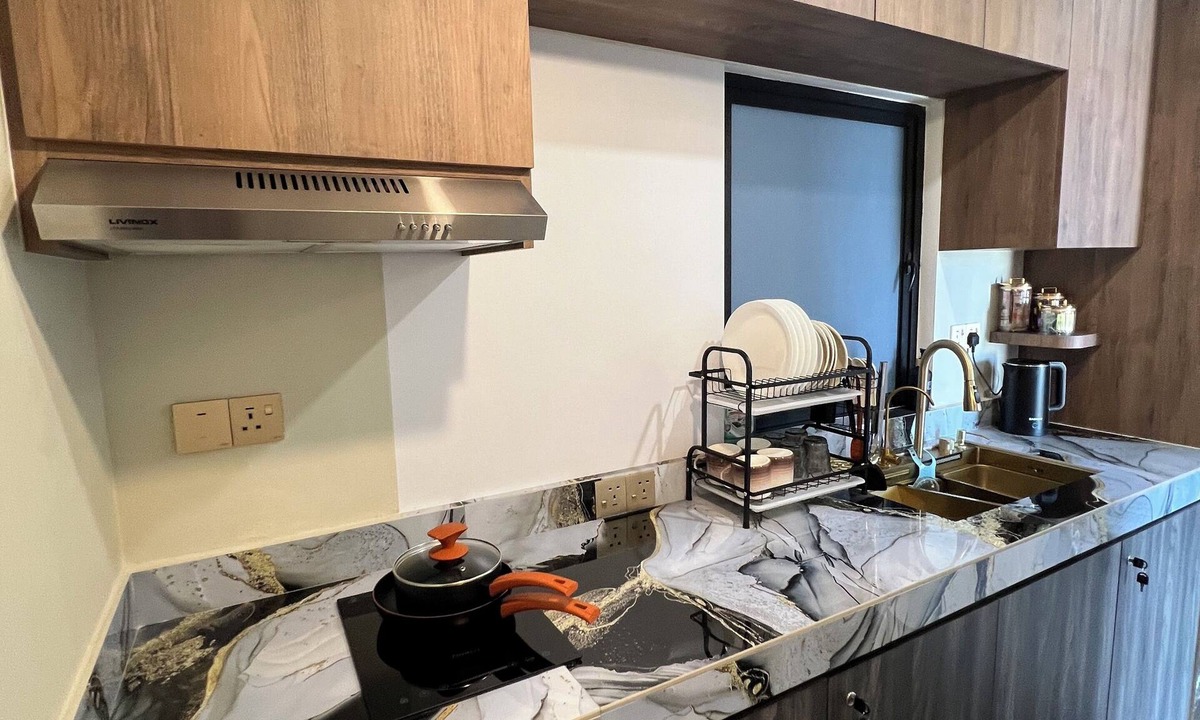 Simee Apartment | Modern Two Bedroom Ipoh City Apartment with Pool, Gym and Free Parking