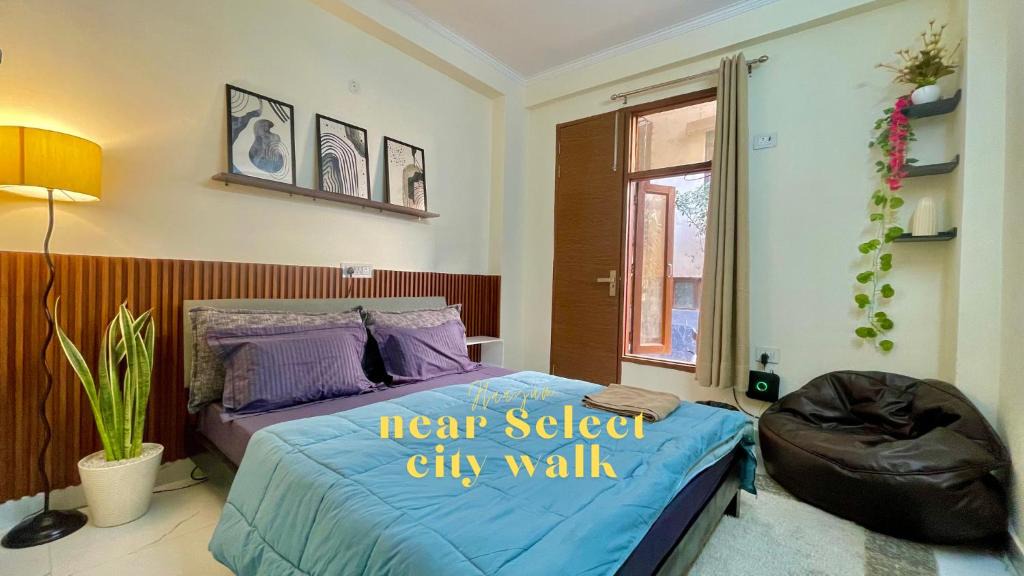 Sainik Farm Apartment | Modern1BHK near saket metro, Select City Walk, Max Hospital