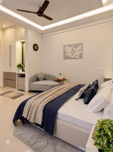 Vrindavan Apartment | Mokshita Stays Premium Studio Near Prem Mandir