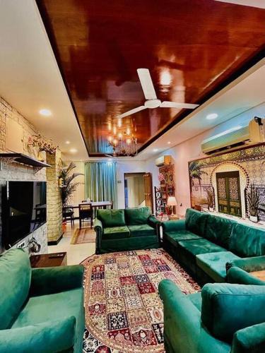 Green Valley Apartment | Moroccan Heritage