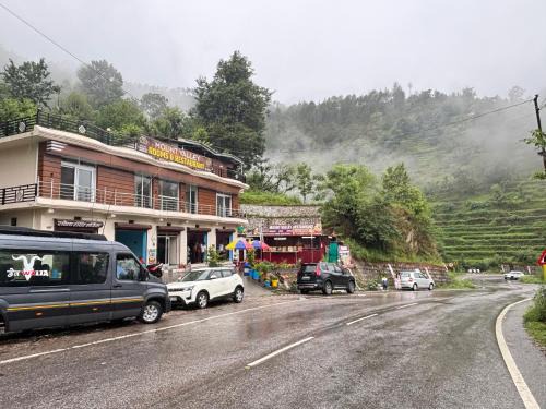 Tehri House | Mount Valley
